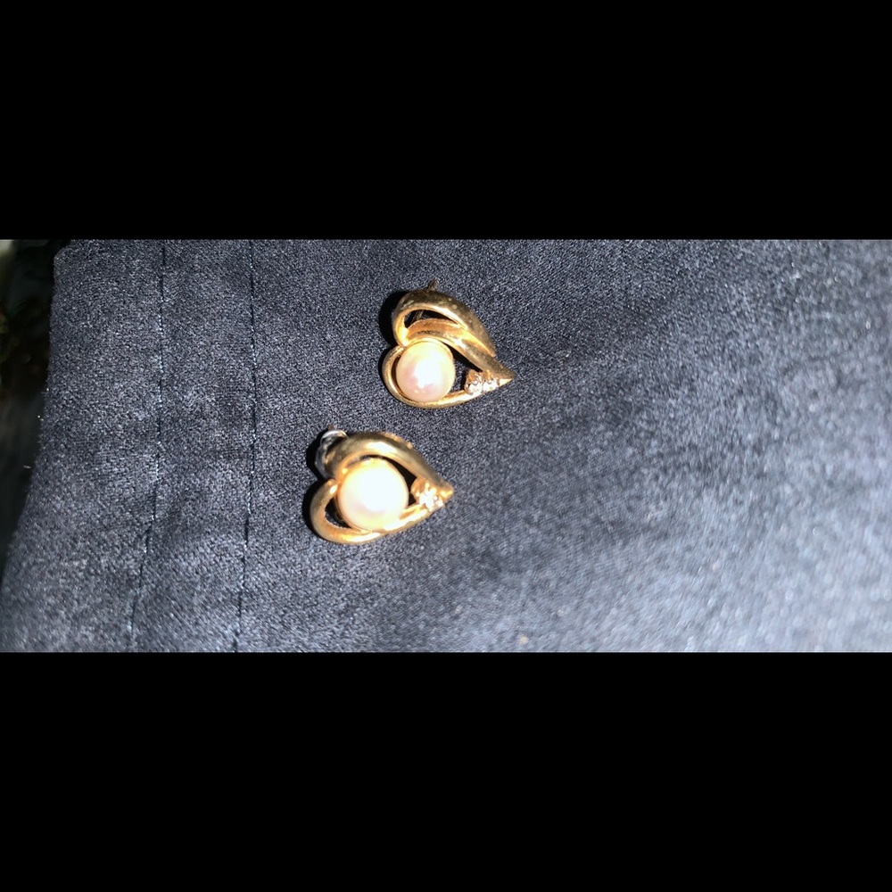 Pearl earrings with tiny diamond set in 14kt gold - Picture 4 of 4